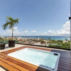 luxury-sea-view-studio-on-the-5th-avenue-i-by-yeah.quintano-roohotels.com/